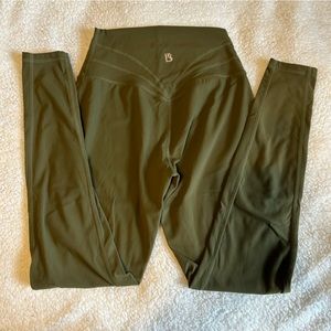 BuffBunny Legacy Leggings